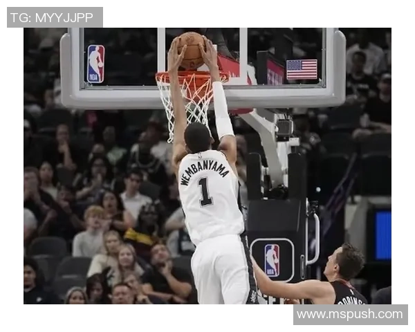 文班亚马首场比赛表现亮眼五次盖帽并成功隔扣字母哥引发热烈讨论